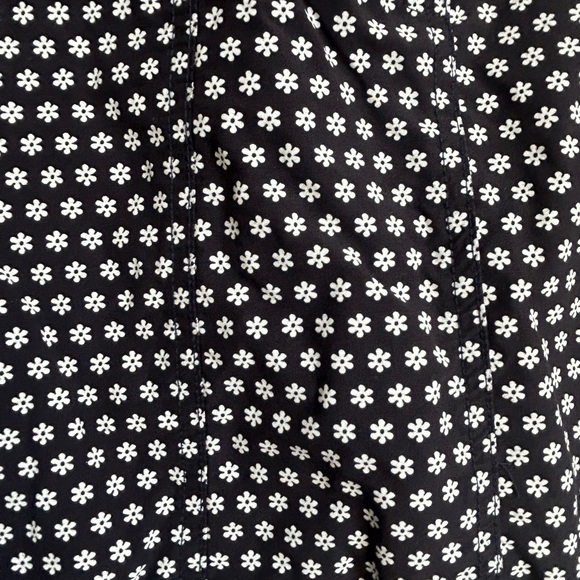 Lands End Skirt/with undershorts Size 8 - Picture 4 of 4